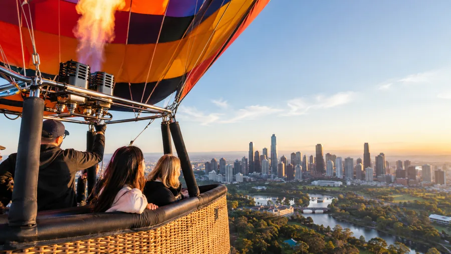 Is Hot Air Ballooning in Melbourne Safe